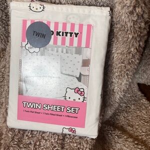 Hello kitty Twin sheets